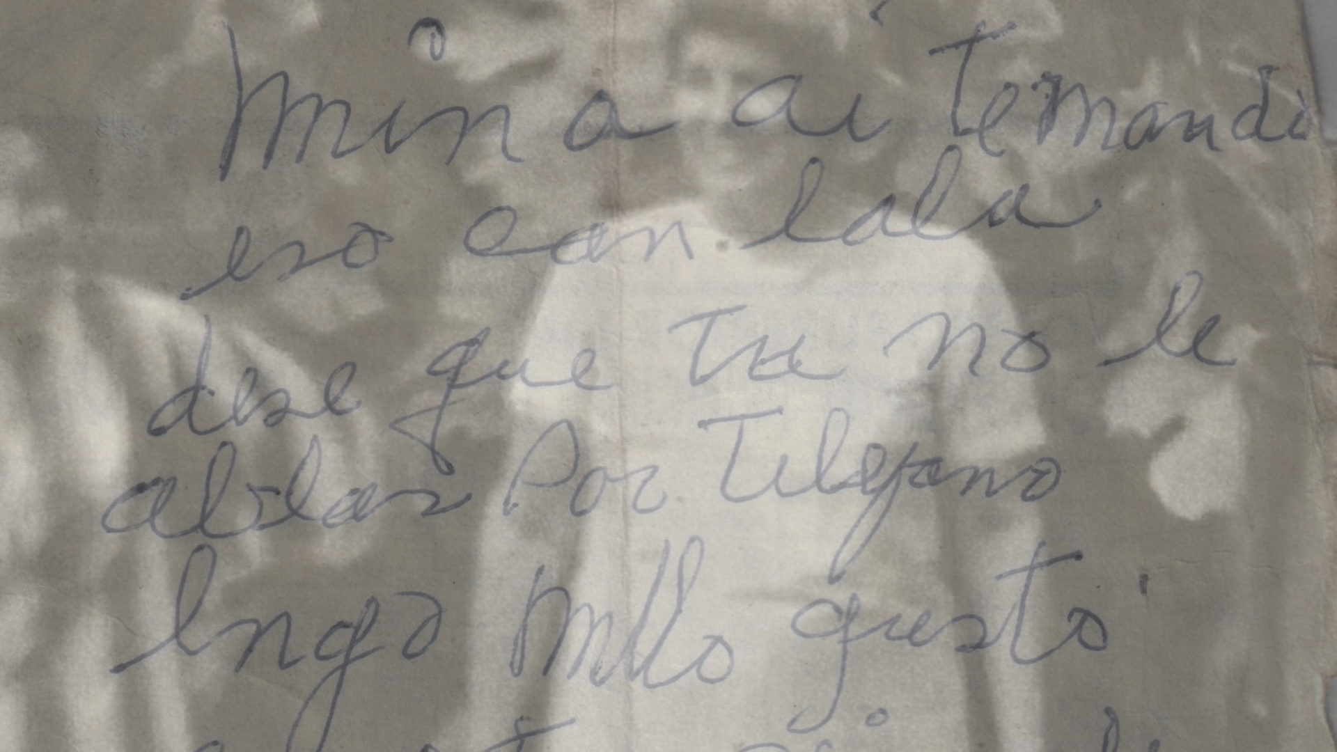 Este inocente dolor de pólvora en mis ojos